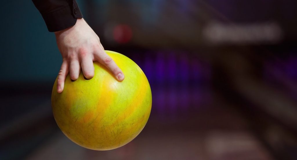What you need to know about why do bowling balls curve